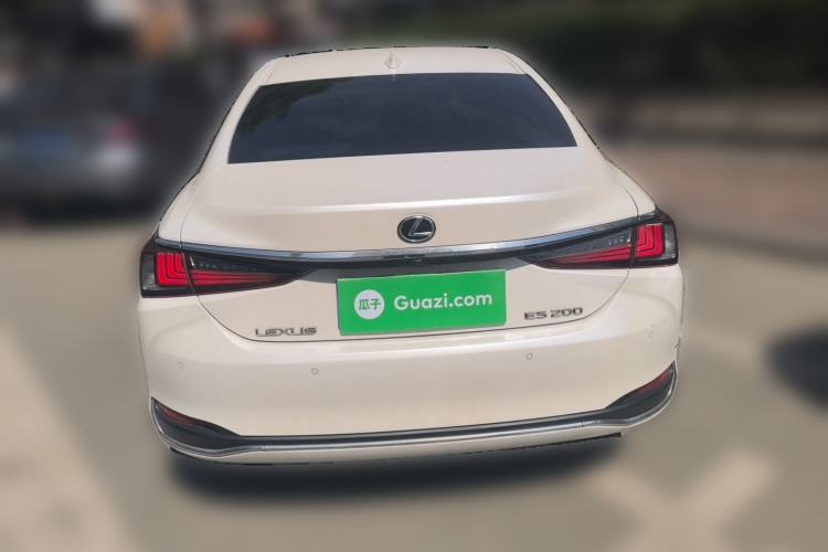 Used Lexus ES 2018 200 Excellence Edition China VI Standard Rear
