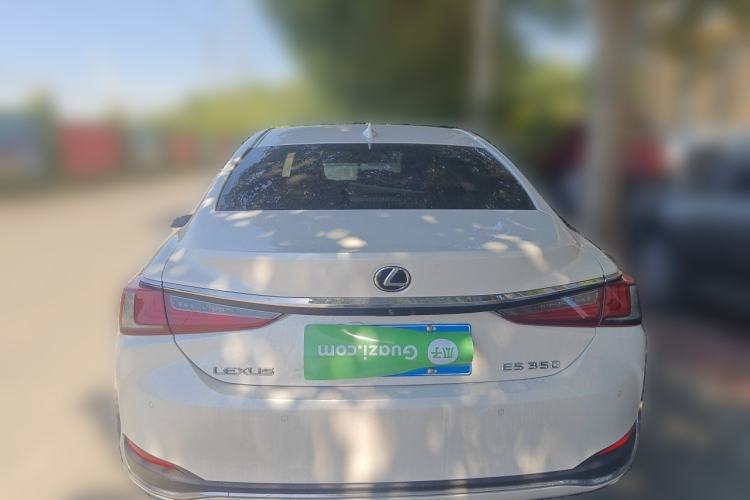 Used Lexus ES 2018 200 Excellence Edition China V Standard Rear