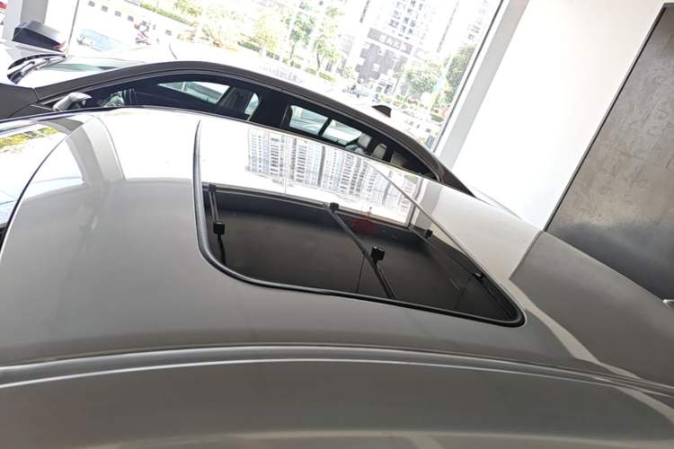 Used Lexus ES 2018 300h Premier Edition China VI Standard Roof