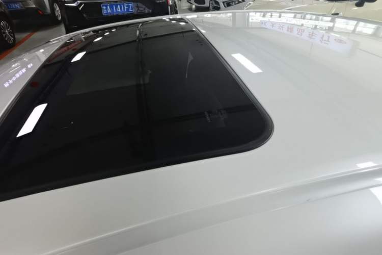 Used Lexus ES 2018 300h Premier Edition China V Standard Roof