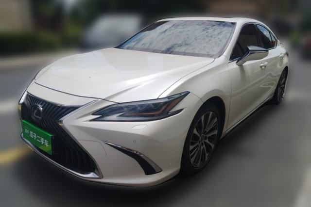 Used Lexus ES 2018 300h Premium Edition China V Standard