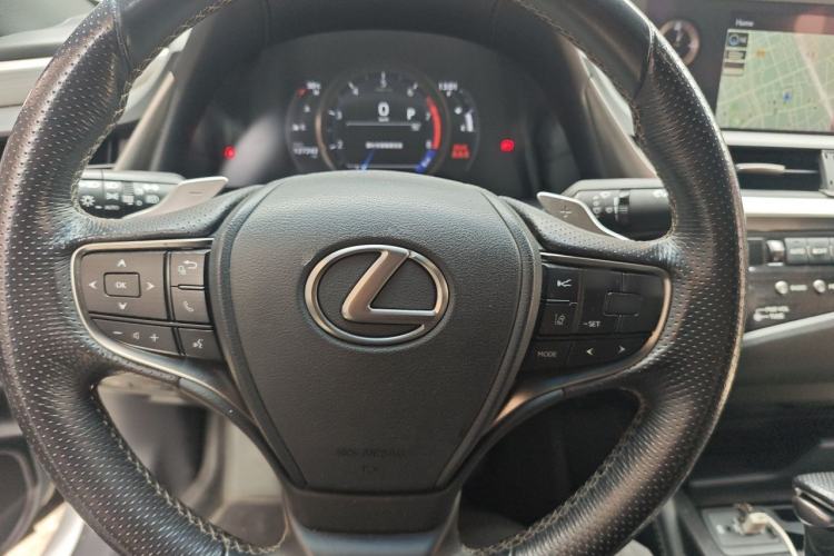 Used Lexus ES 2018 260 F SPORT China V Standard Steering Wheel