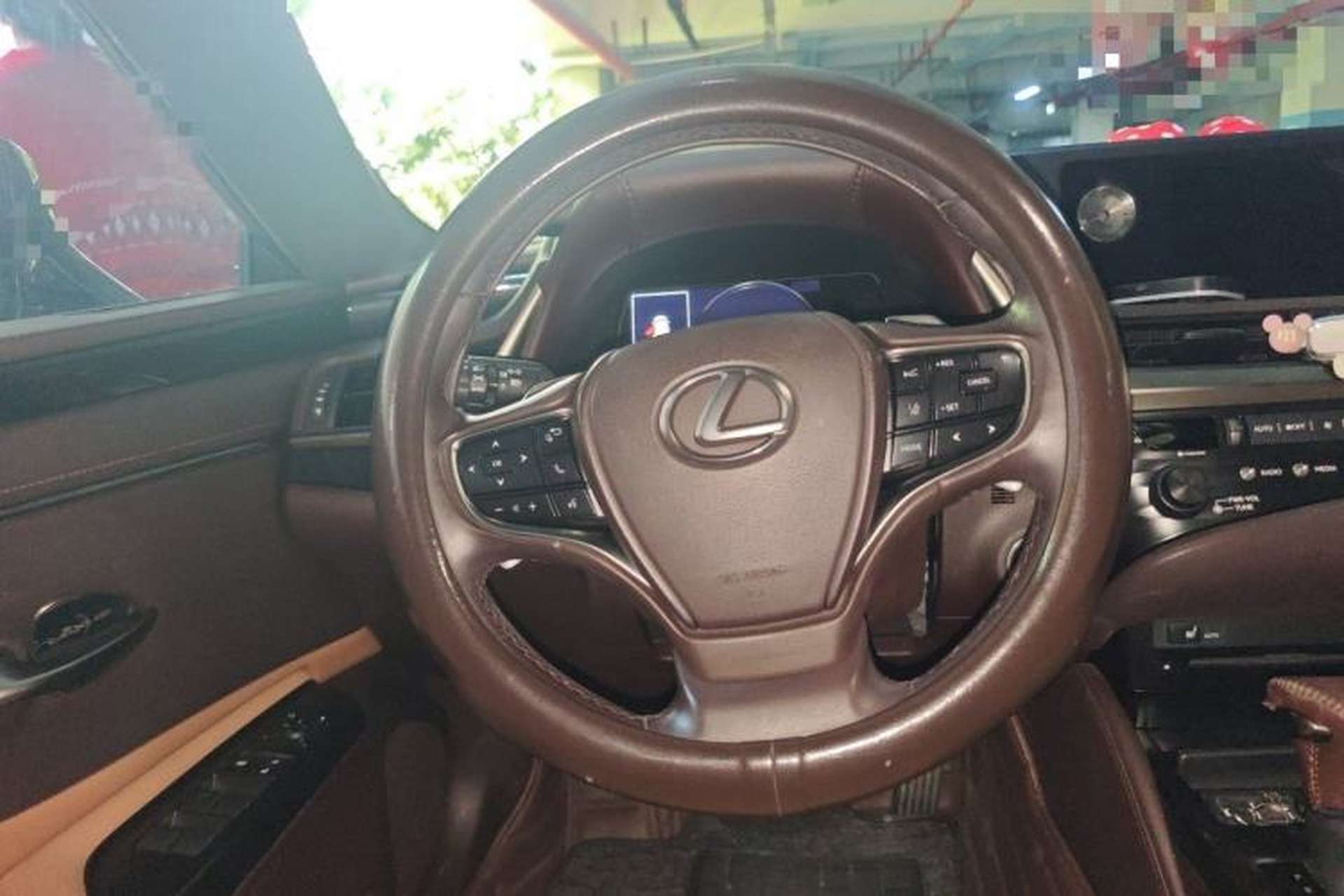 Used Lexus ES 2018 200 Excellence Edition China V Standard Steering Wheel