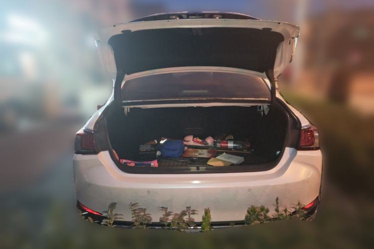 Used Lexus ES 2018 300h Premier Edition China VI Standard Trunk