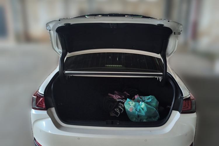 Used Lexus ES 2018 200 Excellence Edition China V Standard Trunk