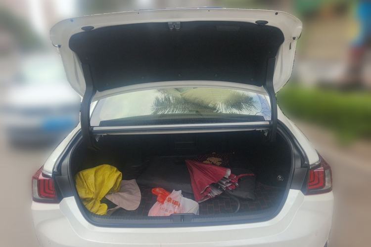 Used Lexus ES 2018 300h Premier Edition China VI Standard Trunk