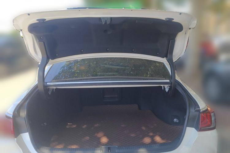 Used Lexus ES 2018 200 Excellence Edition China V Standard Trunk