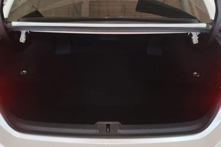 Used Lexus ES 2018 200 Excellence Edition China V Standard Trunk