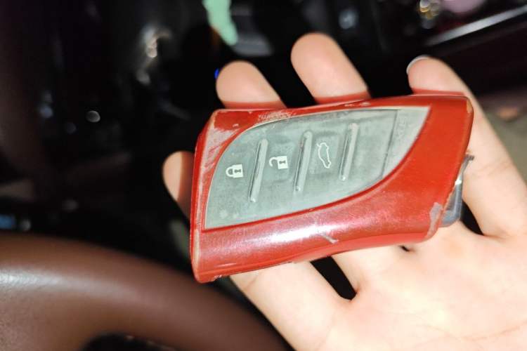 Used Lexus ES 2018 200 Excellence Edition China VI Standard Vehicle Key