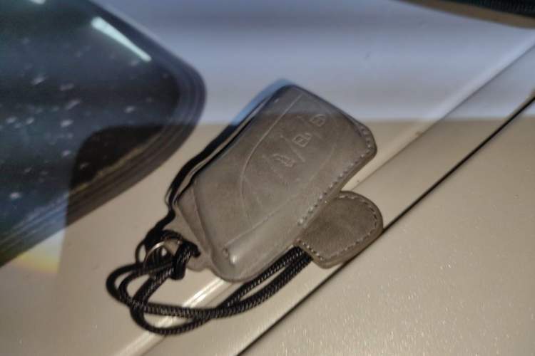 Used Lexus ES 2018 200 Excellence Edition China V Standard Vehicle Key
