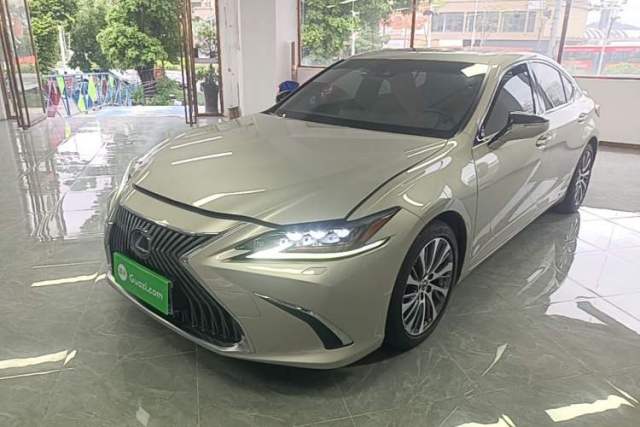 Used Lexus ES 2018 300h Premium Edition China V Standard