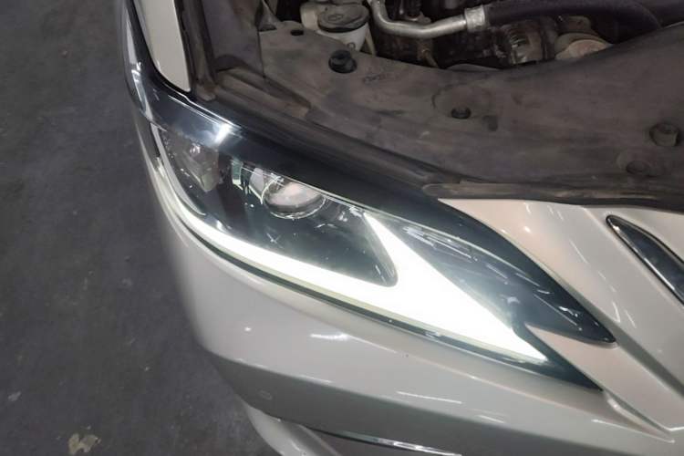 Used Lexus ES 2018 200 Excellence Edition China V Standard Exterior 6