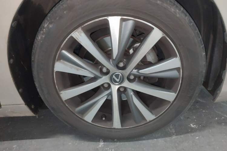 Used Lexus ES 2018 200 Excellence Edition China V Standard Exterior 7