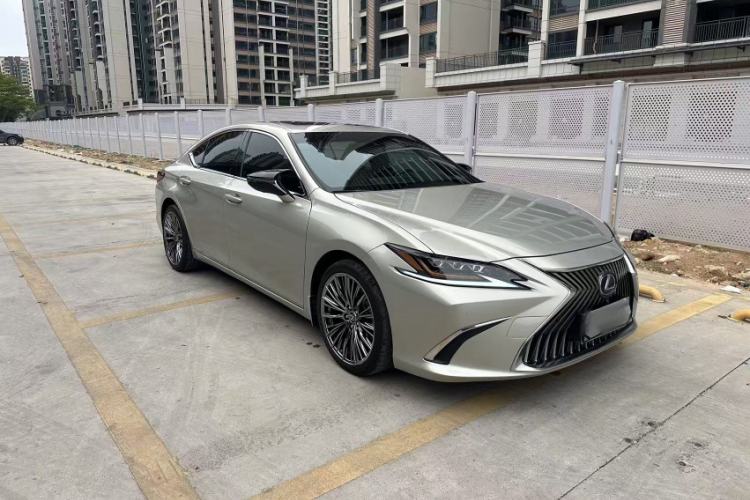 Used Lexus ES 2018 300h Premier Edition China VI Standard Exterior 7
