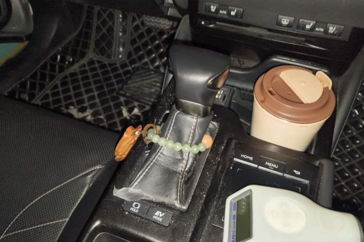 Used Lexus ES 2018 300h Premium Edition China V Standard Gear Lever