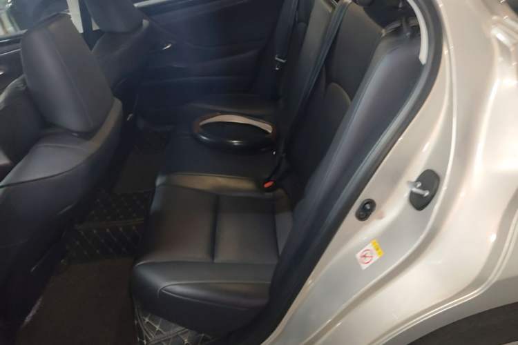 Used Lexus ES 2018 200 Excellence Edition China V Standard Interior 4