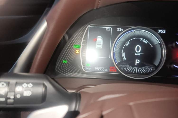 Used Lexus ES 2018 300h Premier Edition China V Standard Odometer Close Up