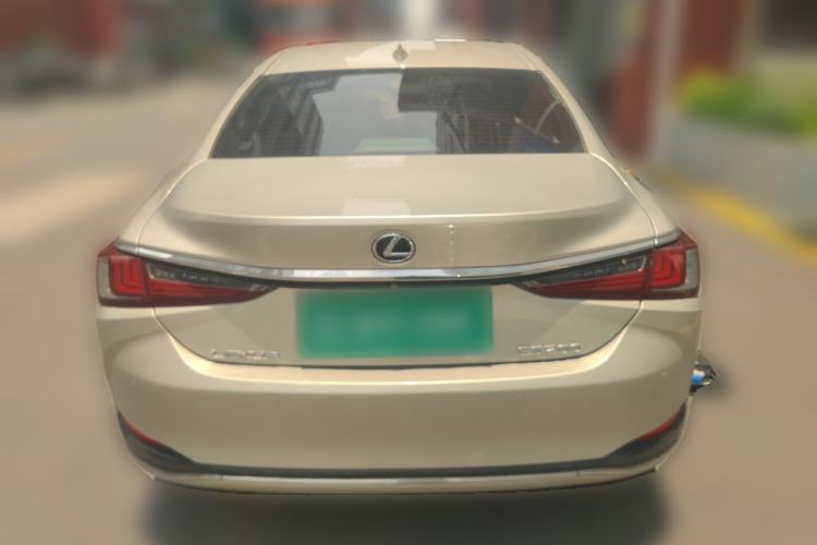 Used Lexus ES 2018 200 Excellence Edition China V Standard Rear