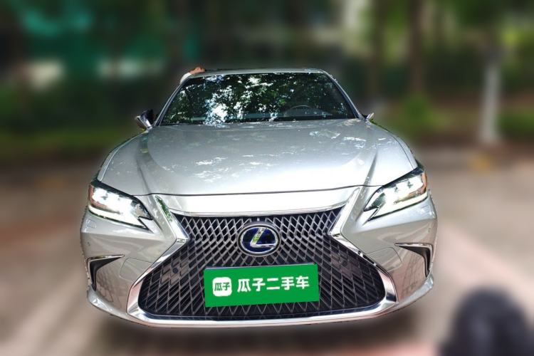 Used Lexus ES 2019 300h Millionth Anniversary Limited Edition China VI Standard Front