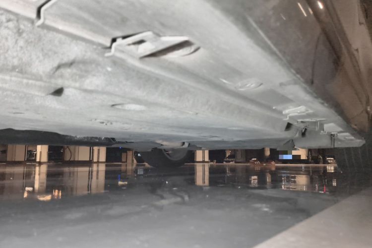 Used Lexus ES 2019 300h Millionth Anniversary Limited Edition China VI Standard Chassis Front Left