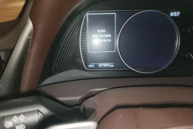 Used Lexus ES 2019 300h Millionth Anniversary Limited Edition China VI Standard Odometer Close Up