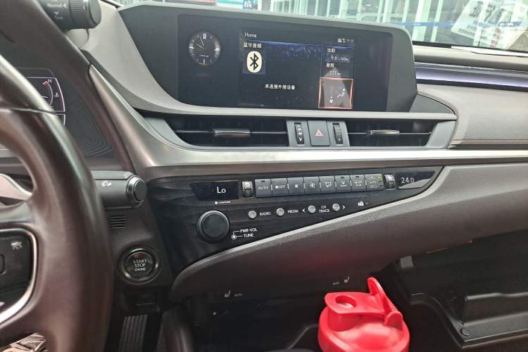 Used Lexus ES 2020 200 Excellence Edition Audio And AC Panel