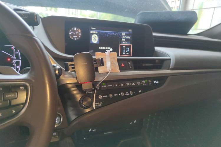 Used Lexus ES 2020 200 Excellence Edition Audio And AC Panel