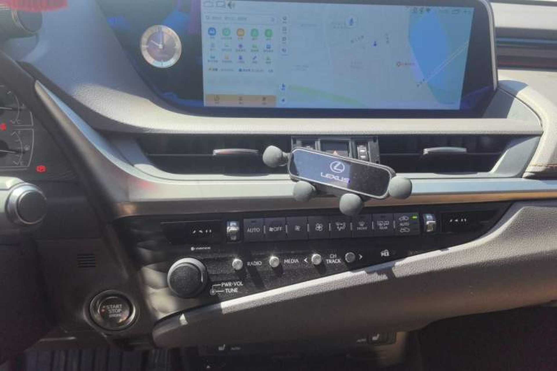 Used Lexus ES 2020 200 Excellence Edition Audio And AC Panel