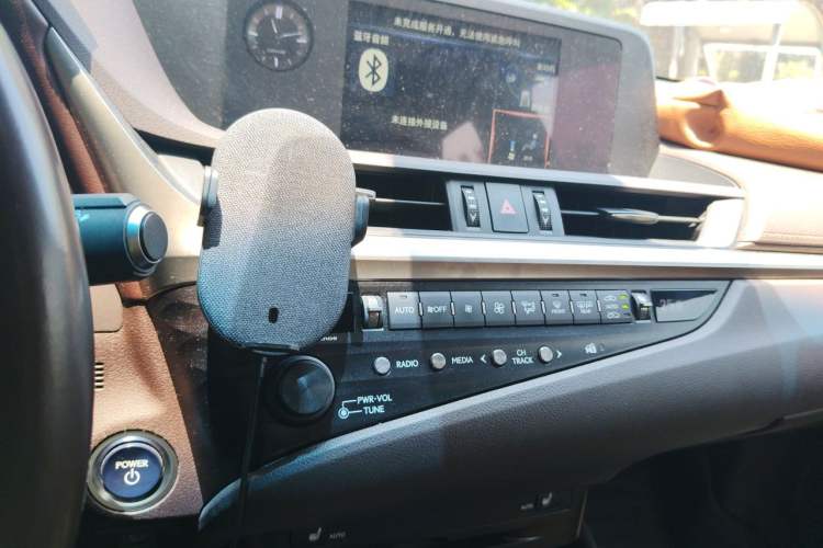 Used Lexus ES 2020 300h Premier Edition Audio And AC Panel