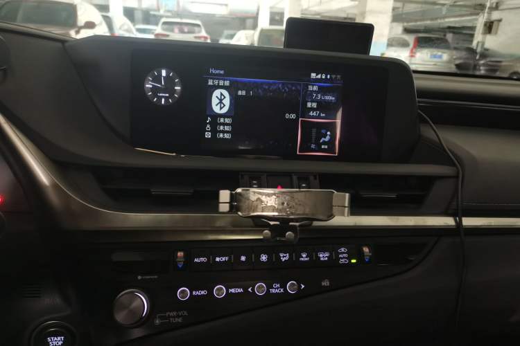 Used Lexus ES 2020 200 Excellence Edition Audio And AC Panel
