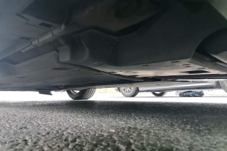 Used Lexus ES 2020 300h Premier Edition Chassis Rear Left