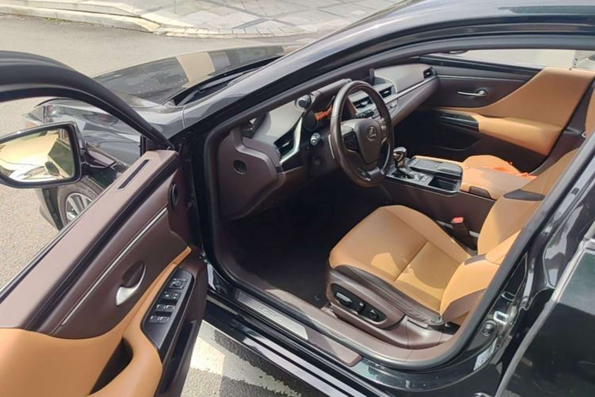Used Lexus ES 2020 260 Excellence Edition Driver Seat