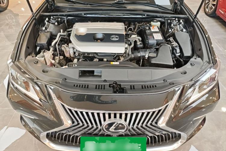 Used Lexus ES 2020 200 Excellence Edition Engine Bay