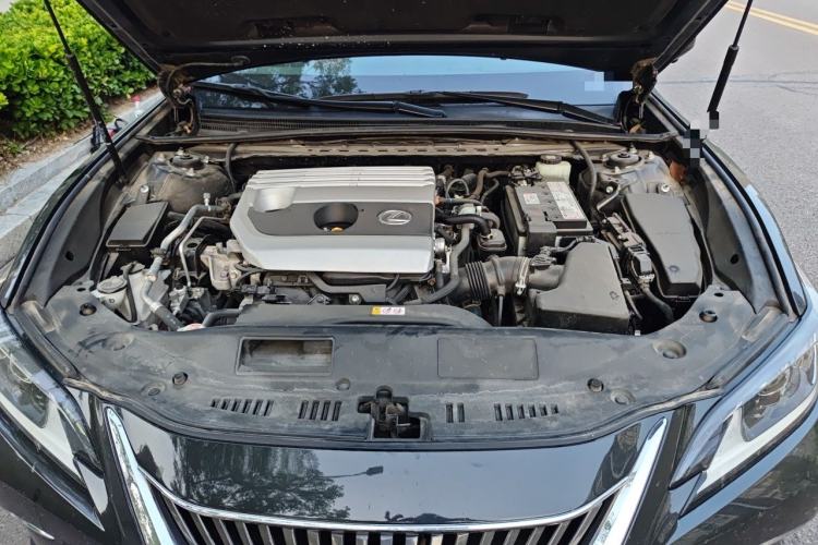 Used Lexus ES 2020 200 Excellence Edition Engine Bay