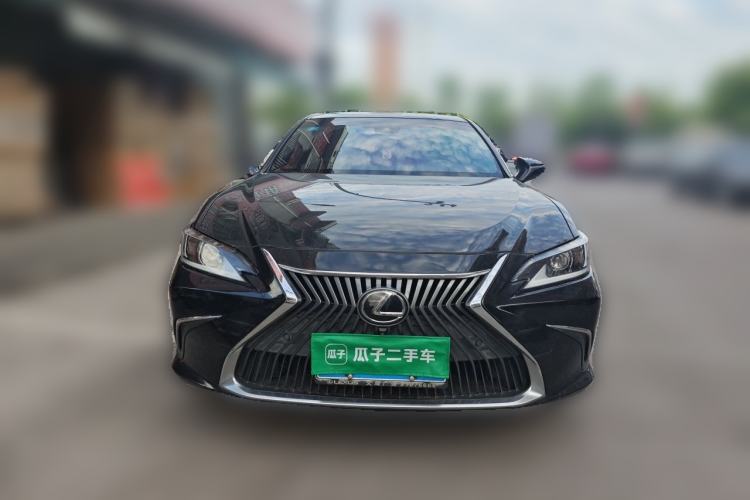 Used Lexus ES 2020 200 Excellence Edition Exterior 1