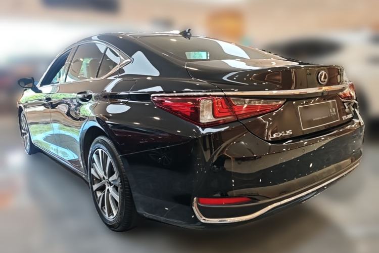 Used Lexus ES 2020 200 Excellence Edition Exterior 2