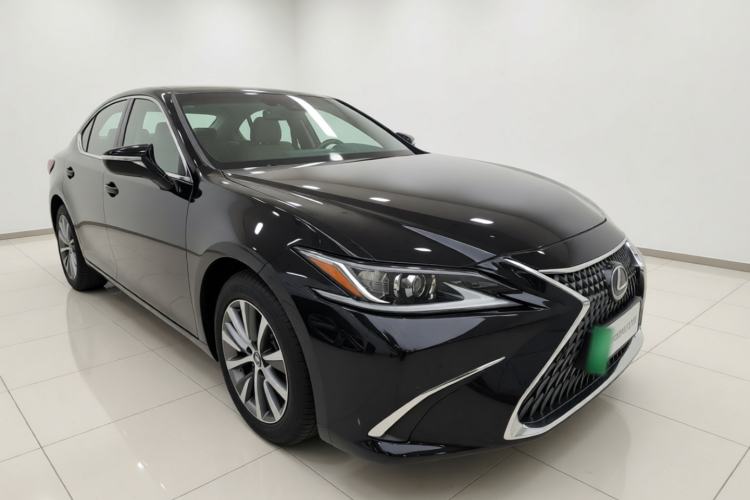 Used Lexus ES 2020 200 Excellence Edition Exterior 2