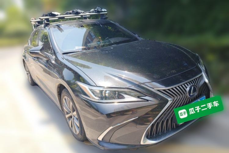 Used Lexus ES 2020 300h Premier Edition Exterior 2