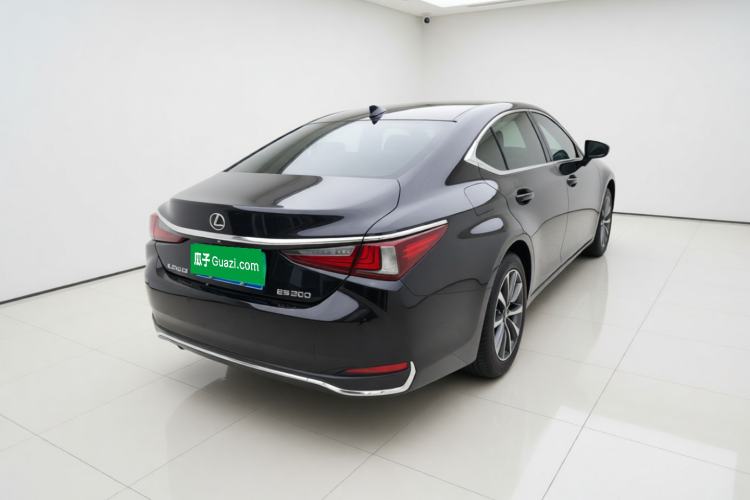 Used Lexus ES 2020 200 Excellence Edition Exterior 5