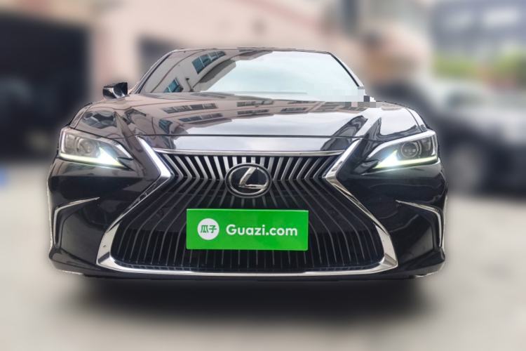 Used Lexus ES 2020 200 Excellence Edition Front