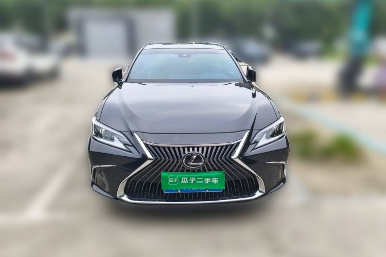 Used Lexus ES 2020 200 Excellence Edition Front