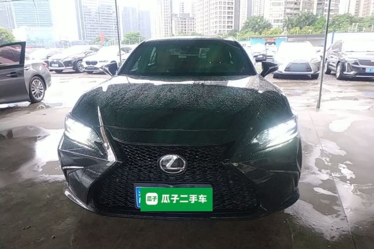 Used Lexus ES 2020 200 Excellence Edition Front