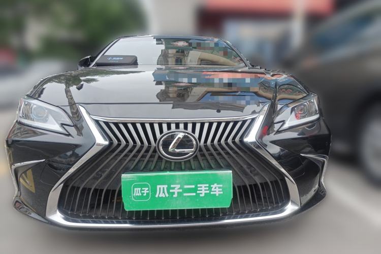 Used Lexus ES 2020 260 Excellence Edition Front
