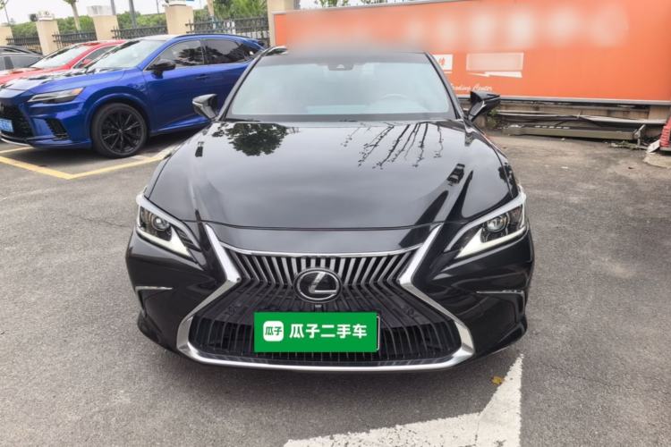 Used Lexus ES 2020 260 Excellence Edition Front