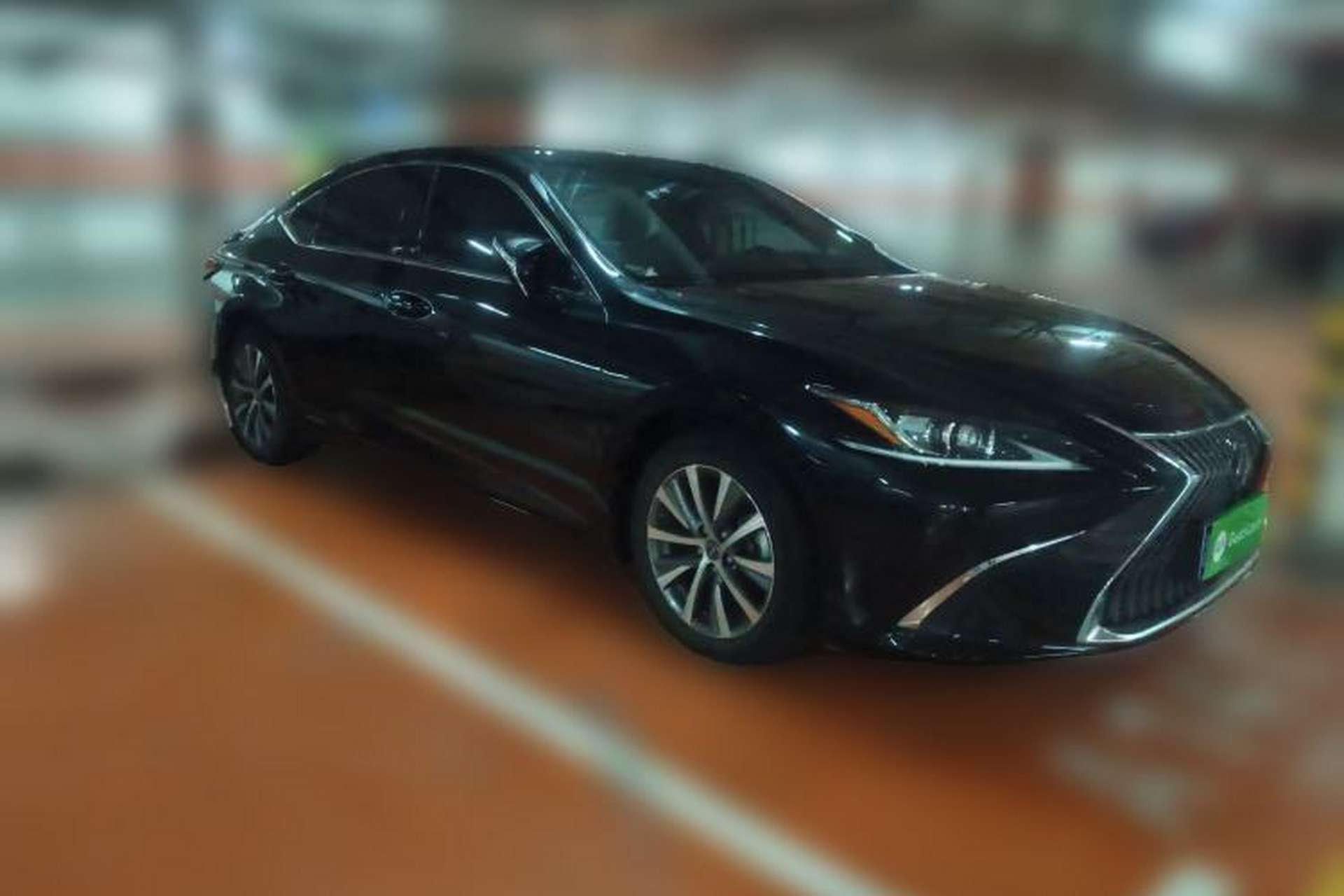 Used Lexus ES 2020 300h Premier Edition Front Right 45 Deg