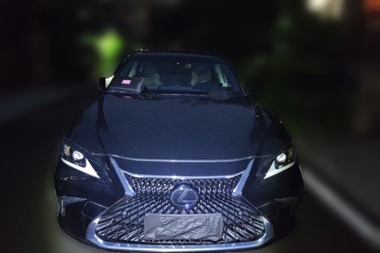 Used Lexus ES 2020 200 Excellence Edition Front