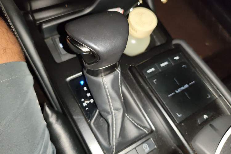Used Lexus ES 2020 200 Excellence Edition Gear Lever