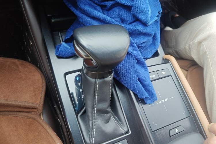 Used Lexus ES 2020 260 Excellence Edition Gear Lever