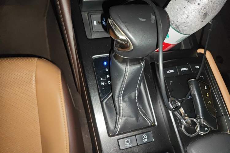 Used Lexus ES 2020 200 Luxury Edition Gear Lever