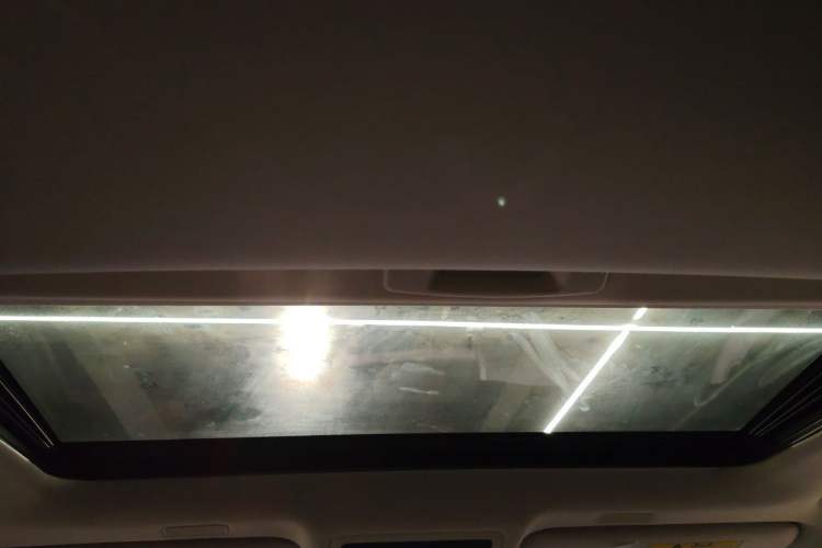 Used Lexus ES 2020 300h Premium Edition Headliner